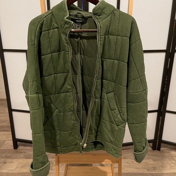 Forever 21 SOLD OUT Quilted Jacket, size M - Picture 1 of 3